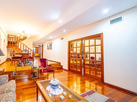 Casa en Venta en Valentín Alsina, USD 370.000