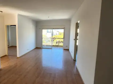 Departamento en Venta en La Lucila, USD 280.000