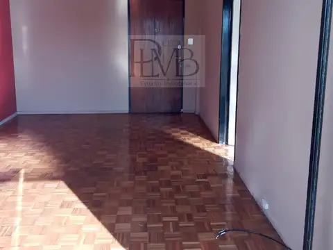 DEPARTAMENTO 2 AMBIENTES CON BALCÓN EN ALQUILER