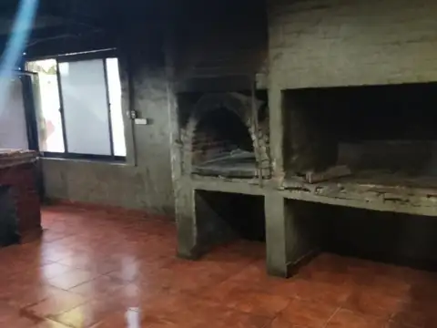 VENTA DE SALON COMERCIAL - ESPERANZA