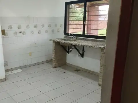 VENTA DE SALON COMERCIAL - ESPERANZA