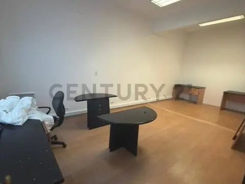 ALQUILER de Oficina de 180 m² Contrafrente - Av. Florida 930