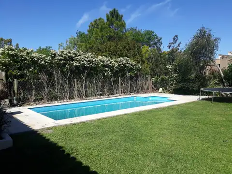BARRIO CERRADO LAGUNA DEL SOL