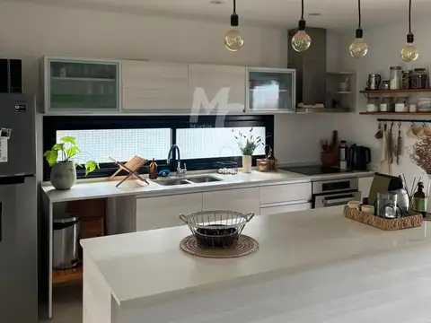 Casa en Alquiler Temporal en Benavidez, USD 4.000