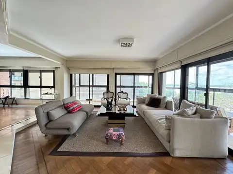 Departamento en Venta de 4 dormitorios