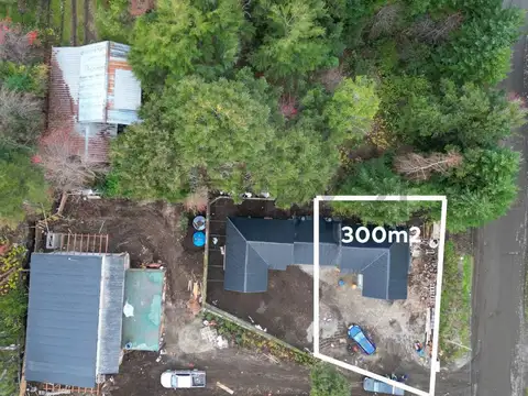 Confluencia 700, Piso 0