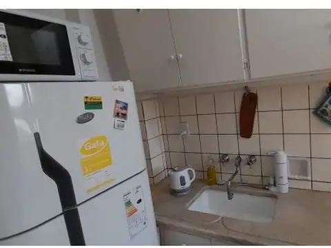 Alquiler temporario departamento 4 ambientes en Miramar. Edificio Azur