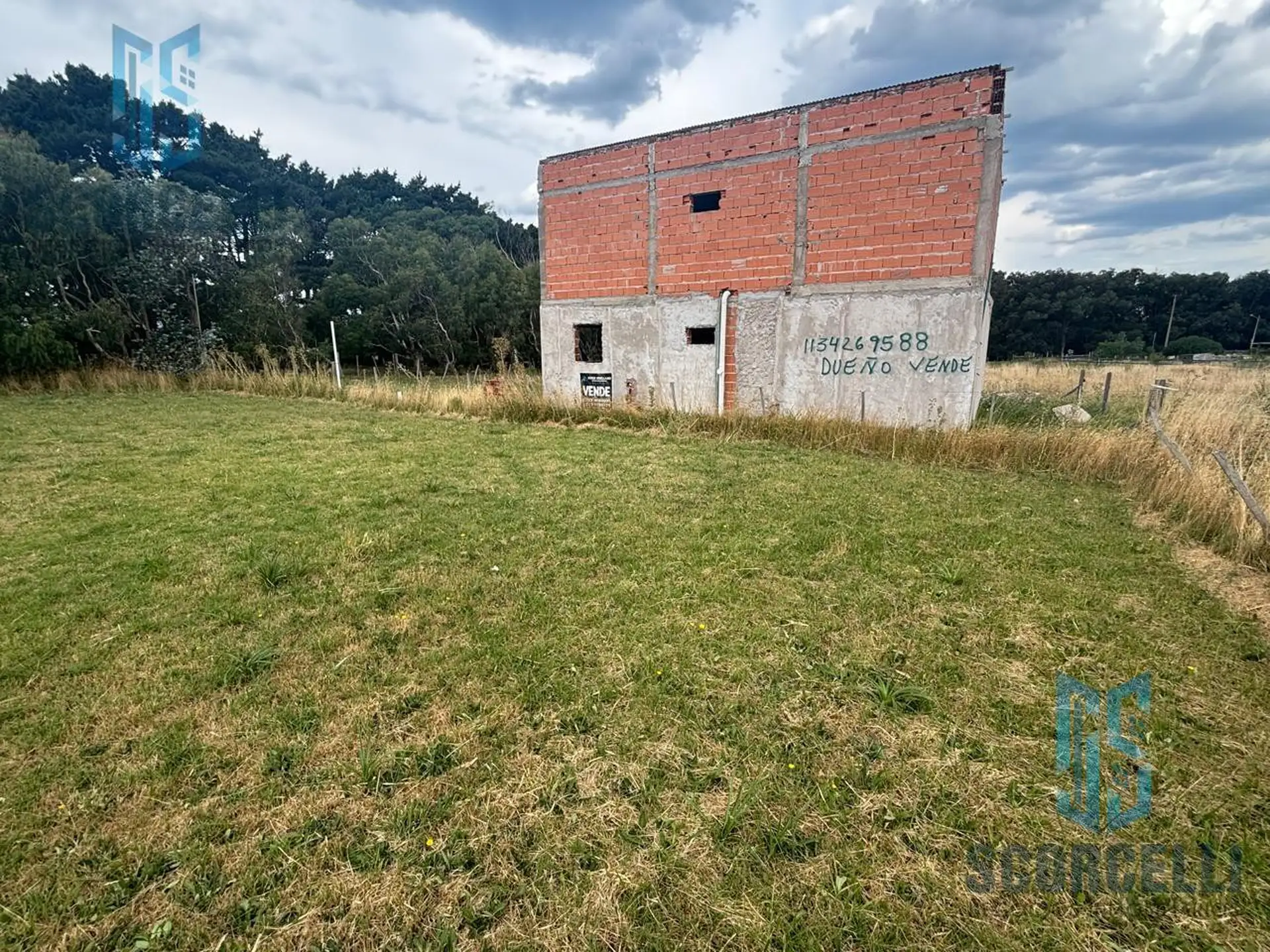 Casa en constr. 110 m2 en terreno de 300 m2 a mts del Mar, con hermosa vista!