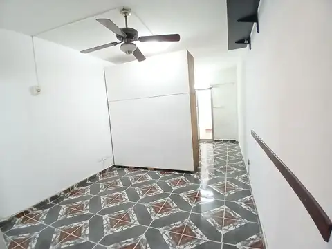 AMBIENTE DIVIDIDO-PLACAR-APTO PROF-AGUA CENTRAL-LAVADERO