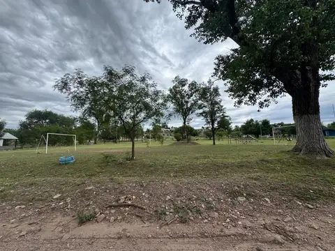 Terreno en Venta en Villa Giardino, USD 8.000