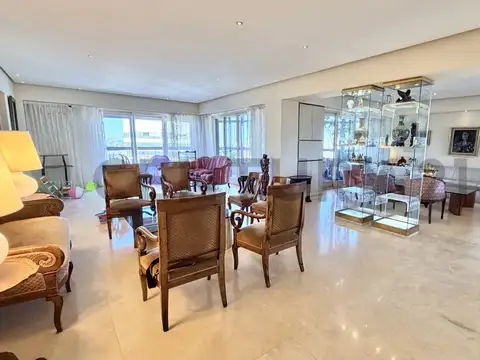 Departamento en Venta de 4 dormitorios