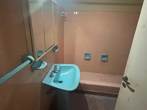 Casa en Venta en Isidro Casanova, USD 72.000