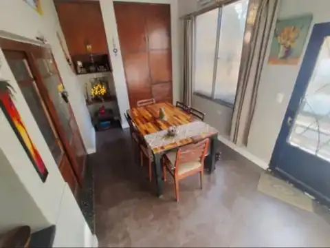 Casa 4 ambientes con 1 baño