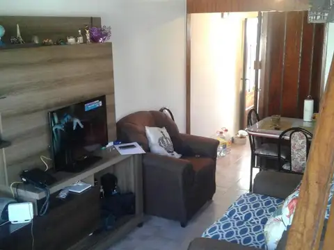 Depto Tipo Casa en Venta de 2 ambientes