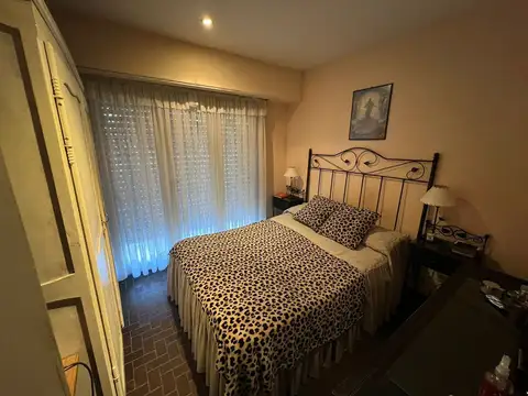 VENTA CASA DE 3 AMB. CON PARQUE APTO CREDITO