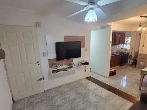 Departamento en Alquiler en Banfield, $ 650.000