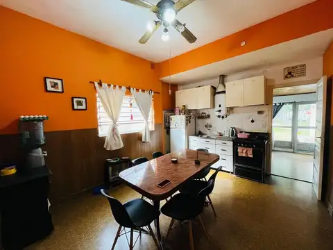 CASA 3 AMBIENTES VENTA PARQUE LLAVALLOL