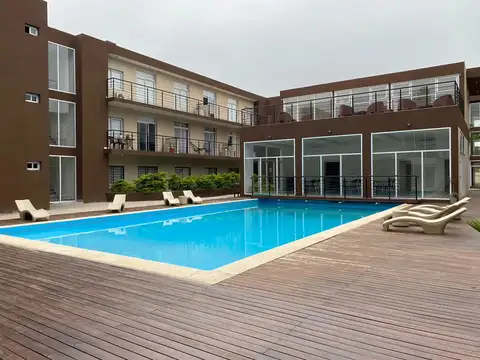 Venta Depto 3 Ambientes Con Cochera En Complejo La Palmera
