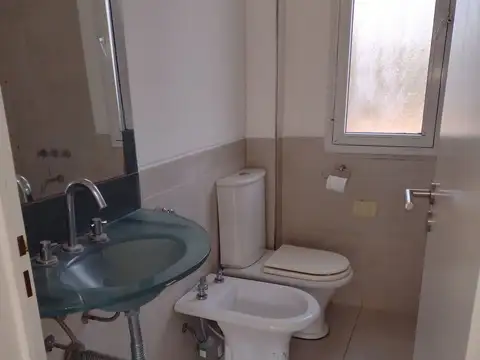 Departamento en Alquiler en Solar Azul, $ 550.000