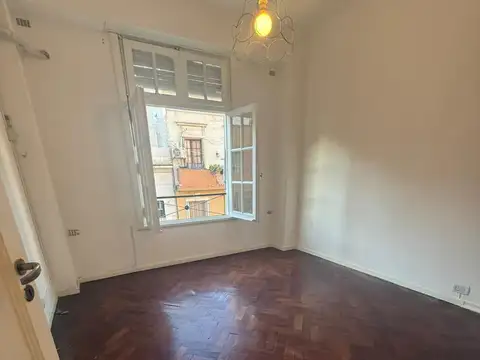 Departamento en Alquiler 50 años