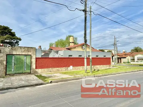 VICTORINO DE LA PLAZA al 1400