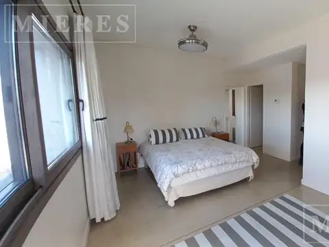 Casa en Alquiler Temporal con 2 cocheras