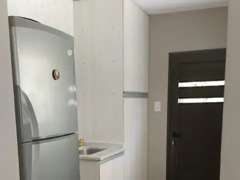 Casa en Alquiler en Granadero Baigorria, $ 850.000