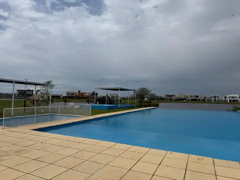 Terreno en Venta en Laguna Azul, USD 17.000