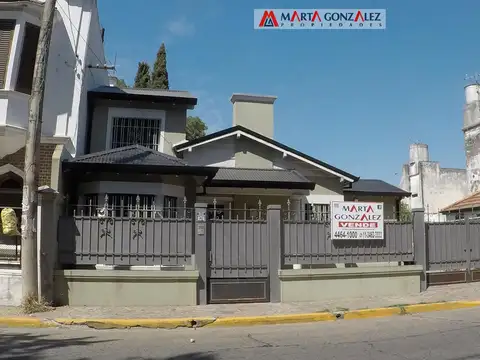 CASA EN VENTA ZONA WARD FRENTE AL COLEGIO