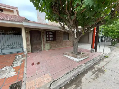 Chacabuco 700