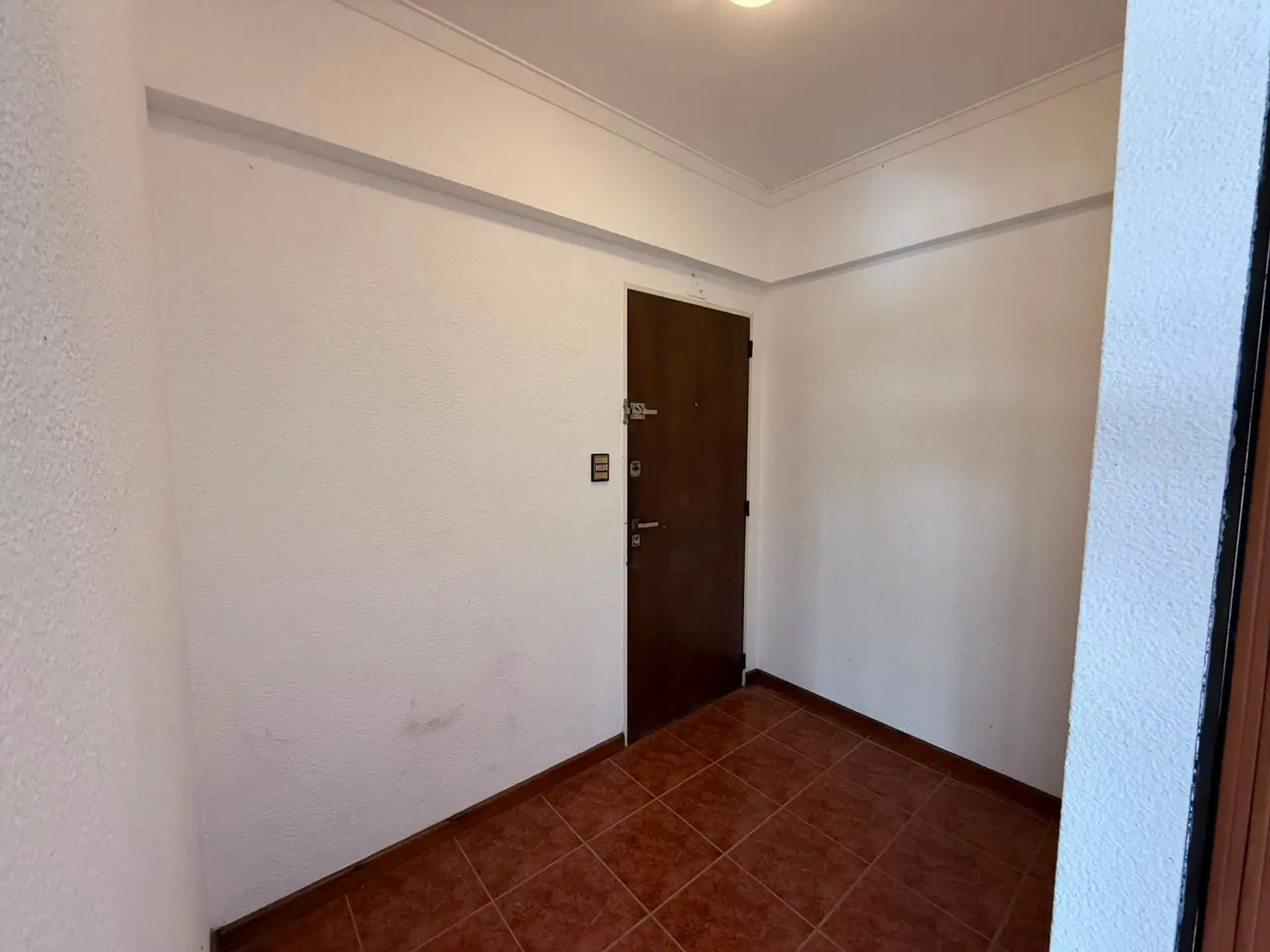 Departamento 2 ambientes con balcon al frente