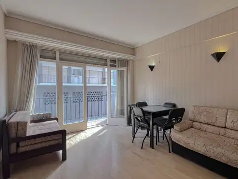 ALQUILER 12 MESES MONOAMBIENTE CON BALCÓN