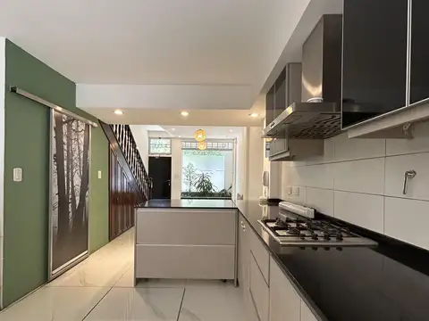 Depto Tipo Casa 4 ambientes con 2 baños