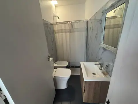 Depto Tipo Casa en Venta en Parque Chacabuco, USD 109.000