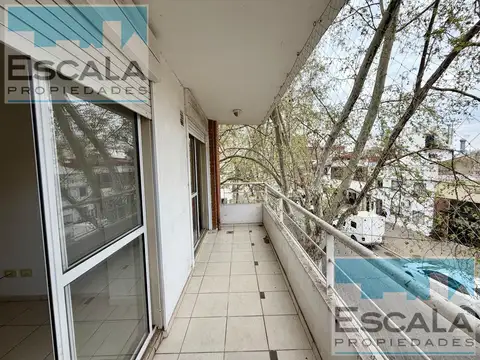 Departamento en Alquiler en República De La Sexta, $ 400.000