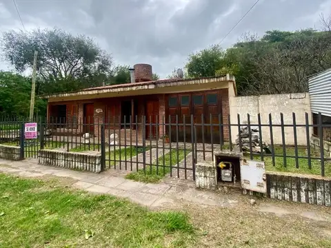 OPORTUNIDAD ÚNICA – GRAN PROPIEDAD CON MÚLTIPLES ESPACIOS