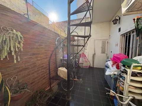 Casa Pasillo de dos dormis c parrillero a remodelar en Pichincha