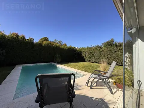 Alquiler temporal,  febrero 2026. Casa de 3 dormitorios, suite, dependencias, Los Lagos, Nordelta