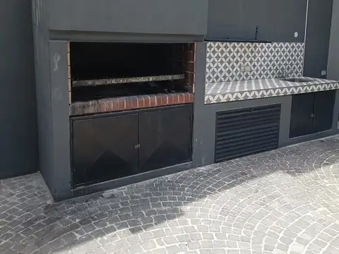 Avenida Juan Bautista Alberdi 800