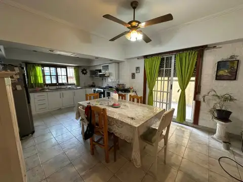 CHALET DE CATEGORIA + DEPARTAMENTO