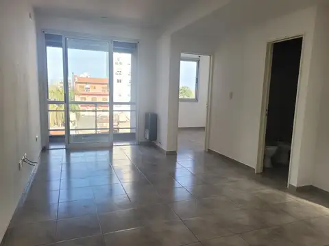 Departamento en Alquiler en La Plata, $ 580.000