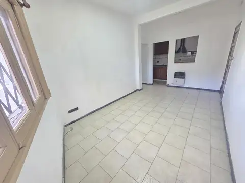 Depto Tipo Casa en Venta 40 años