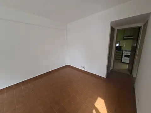 Depto Tipo Casa en Alquiler de 3 ambientes