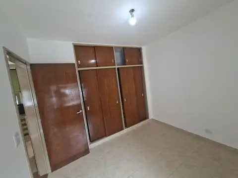 Depto Tipo Casa en Alquiler al Este