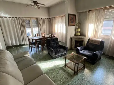 SAN JUSTO. PTE. PERON 3000. PH 4 AMBIENTES CON TERRAZA Y LOCAL