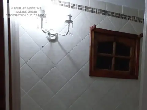 ALQUILER- CASA 8 AMBIENTES - JOSE C PAZ
