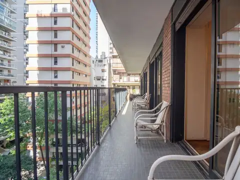 VENTA PISO 4 AMB CON BALCON COCHERA EN BELGRANO