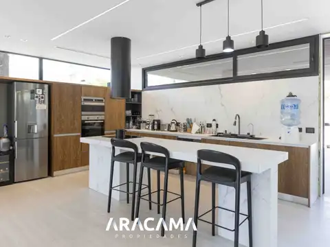 Casa en Venta de 4 dormitorios