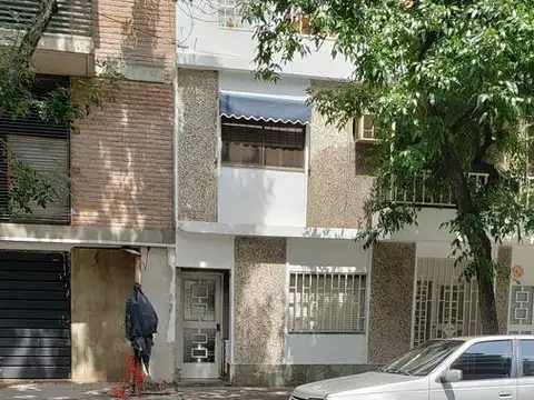 Depto Tipo Casa en Alquiler de 3 dormitorios