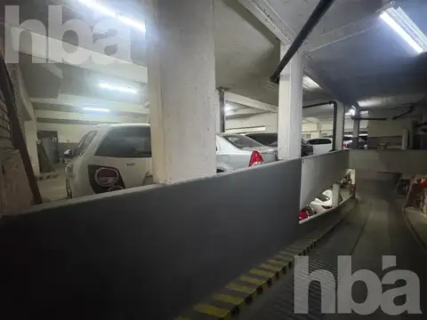 Vidal al 2300 AMPLIA COCHERA FIJA Y CUBIERTA